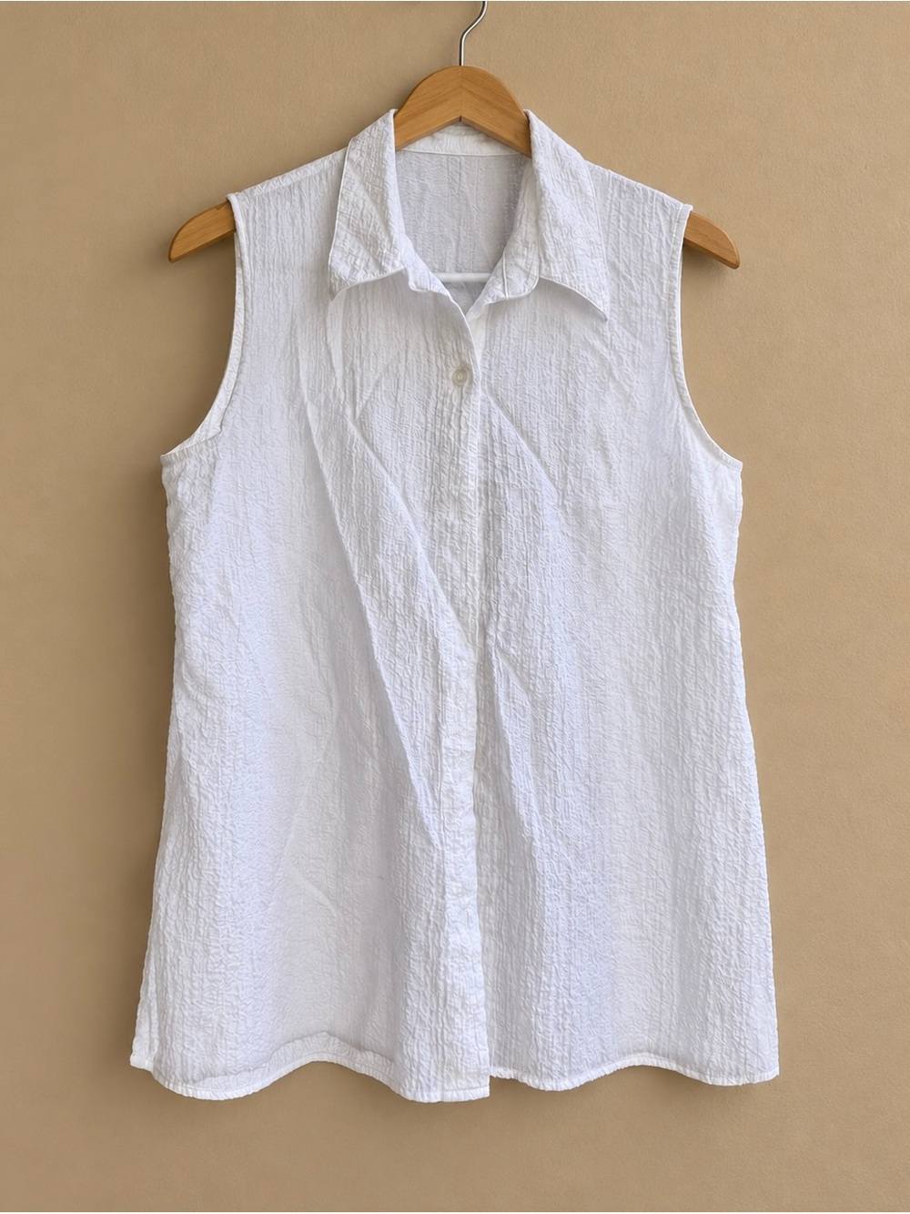 Source Unknown White Sleeveless Button-Front Collared Top